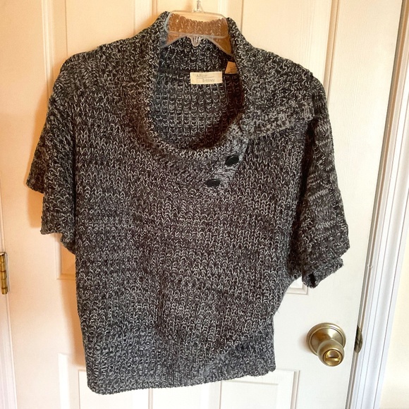 Women’s XL short sleeve cowl sweater - Picture 1 of 8